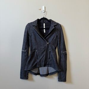 Lululemon Rare Ride on peplum style blazer zip up jacket - Size 4